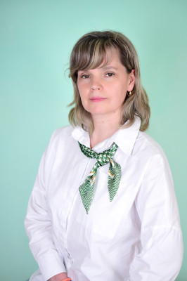 Воспитатель Лазарева Юлия Леонидовна Воспитатель Лазарева Юлия Леонидовна